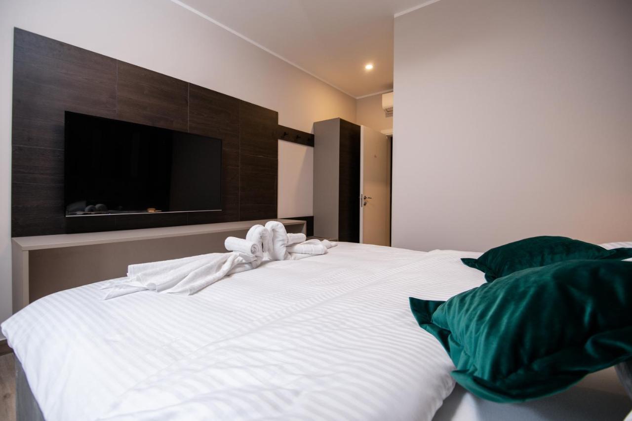 רייקה Deluxe Apartments & Rooms Revis מראה חיצוני תמונה