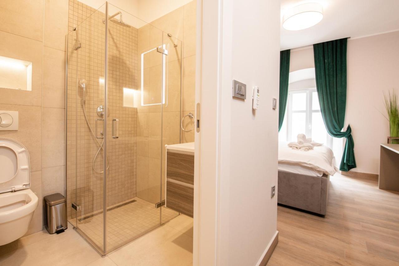 רייקה Deluxe Apartments & Rooms Revis מראה חיצוני תמונה