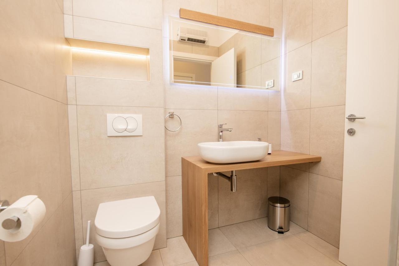 רייקה Deluxe Apartments & Rooms Revis מראה חיצוני תמונה
